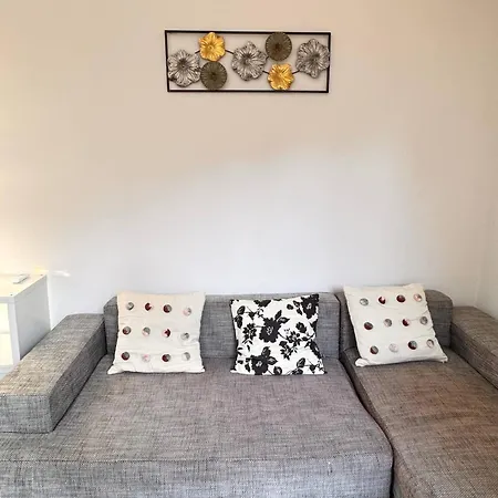 Apartment Chill *